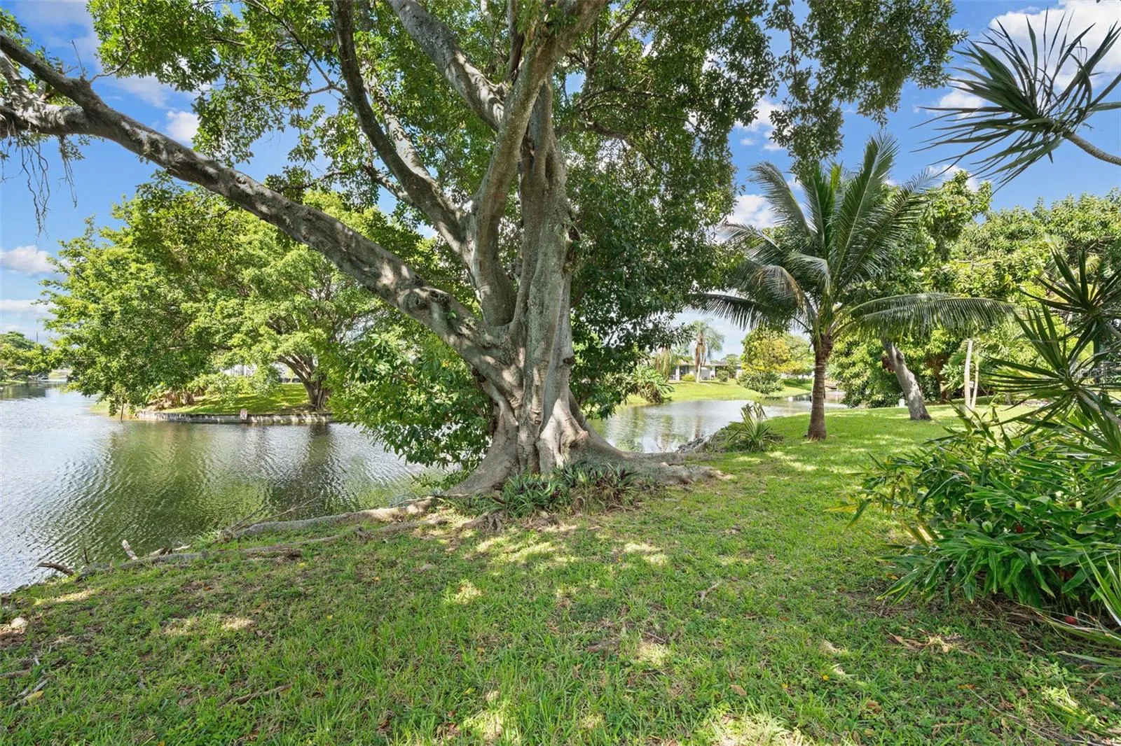 1045 NW 69TH AVE