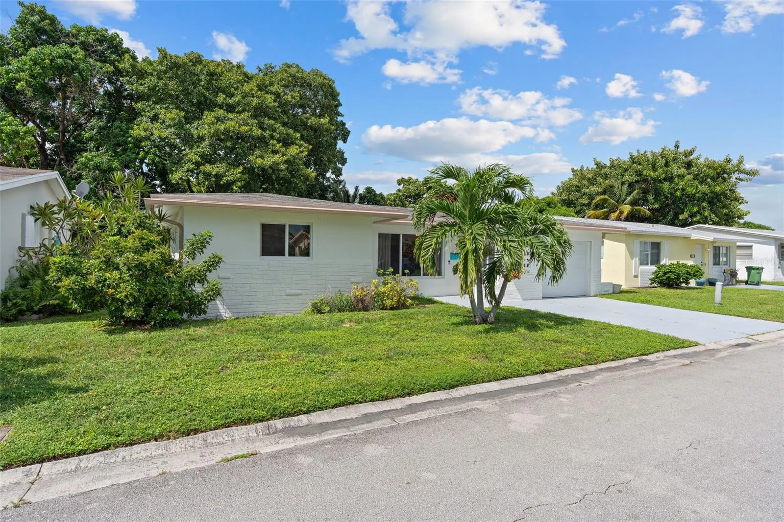 1045 NW 69TH AVE