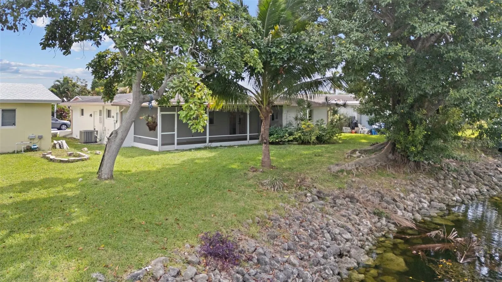 1045 NW 69TH AVE