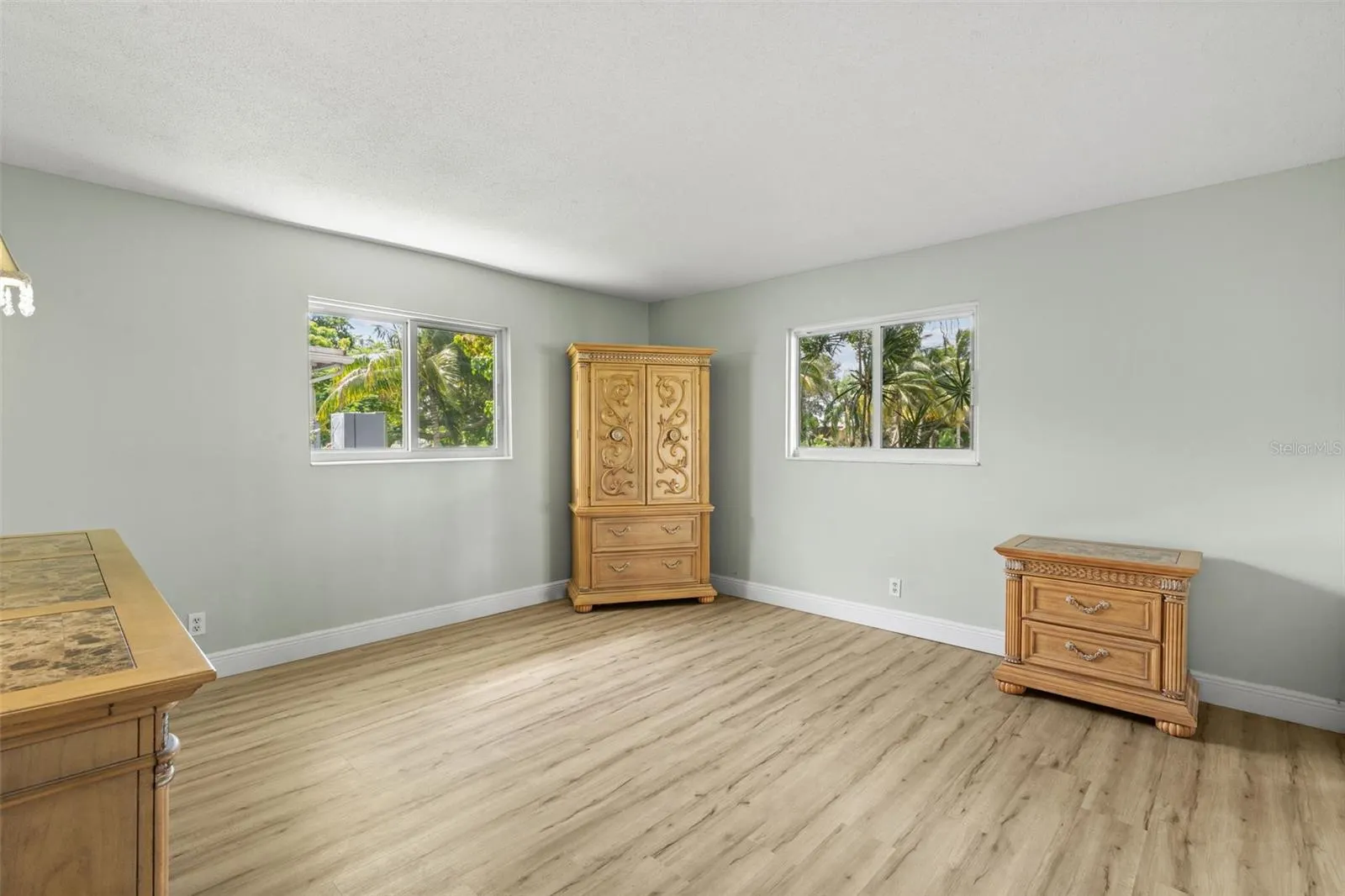 1045 NW 69TH AVE