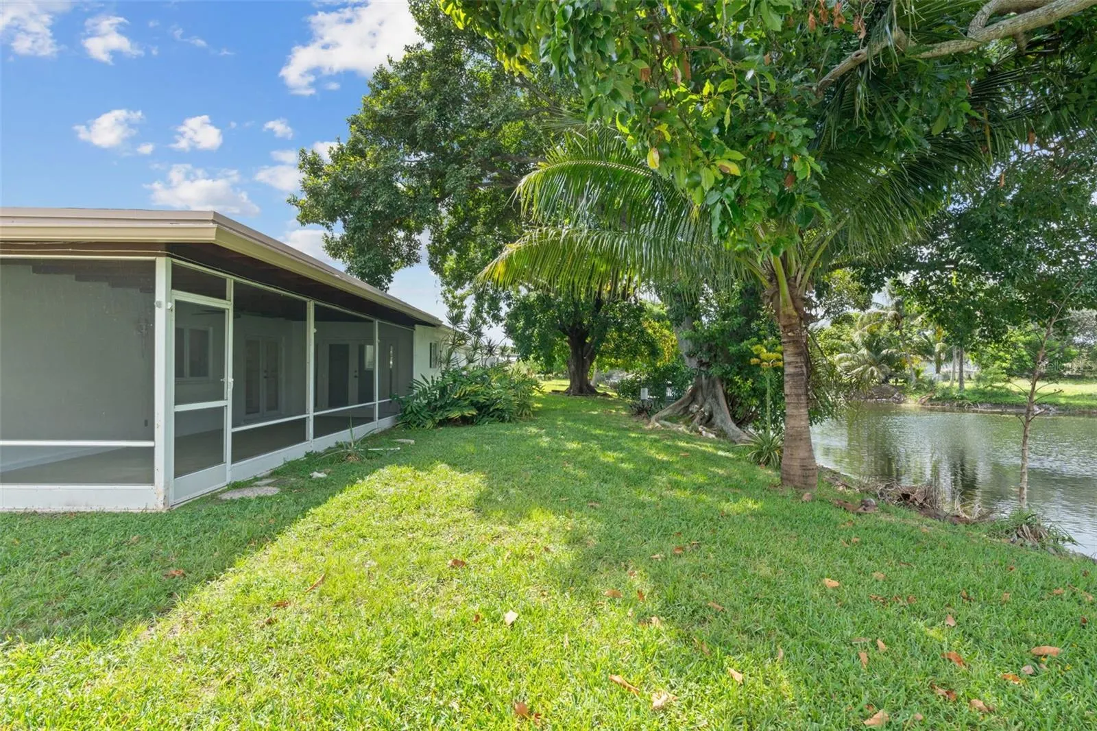 1045 NW 69TH AVE