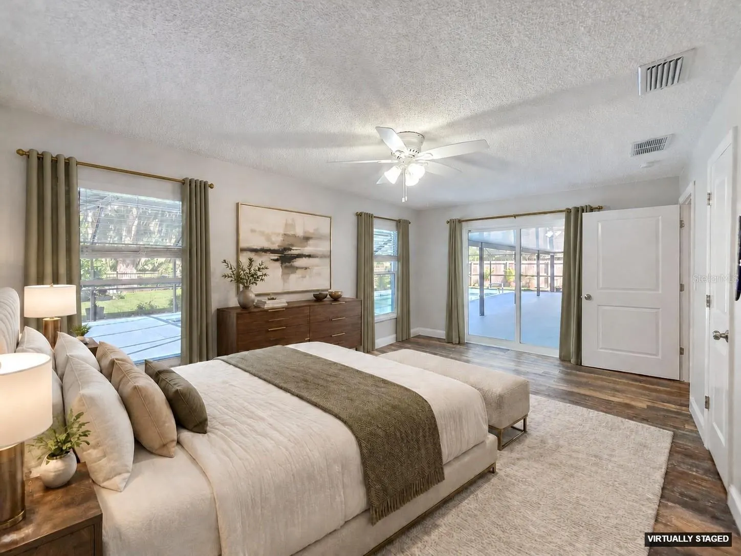 24 COURTNEY PL