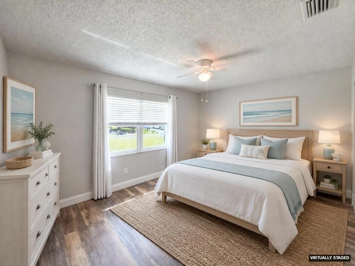24 COURTNEY PL