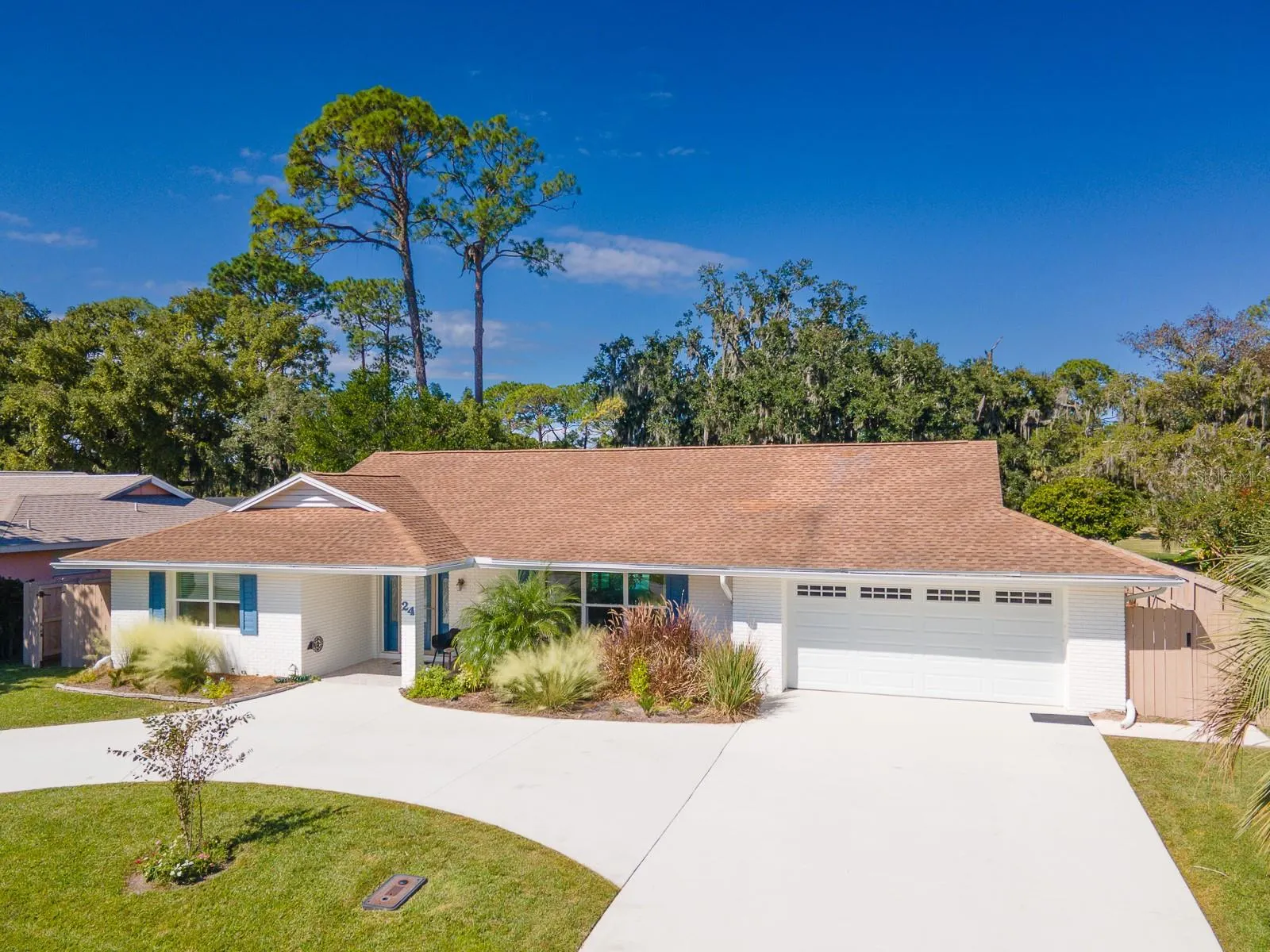 24 COURTNEY PL