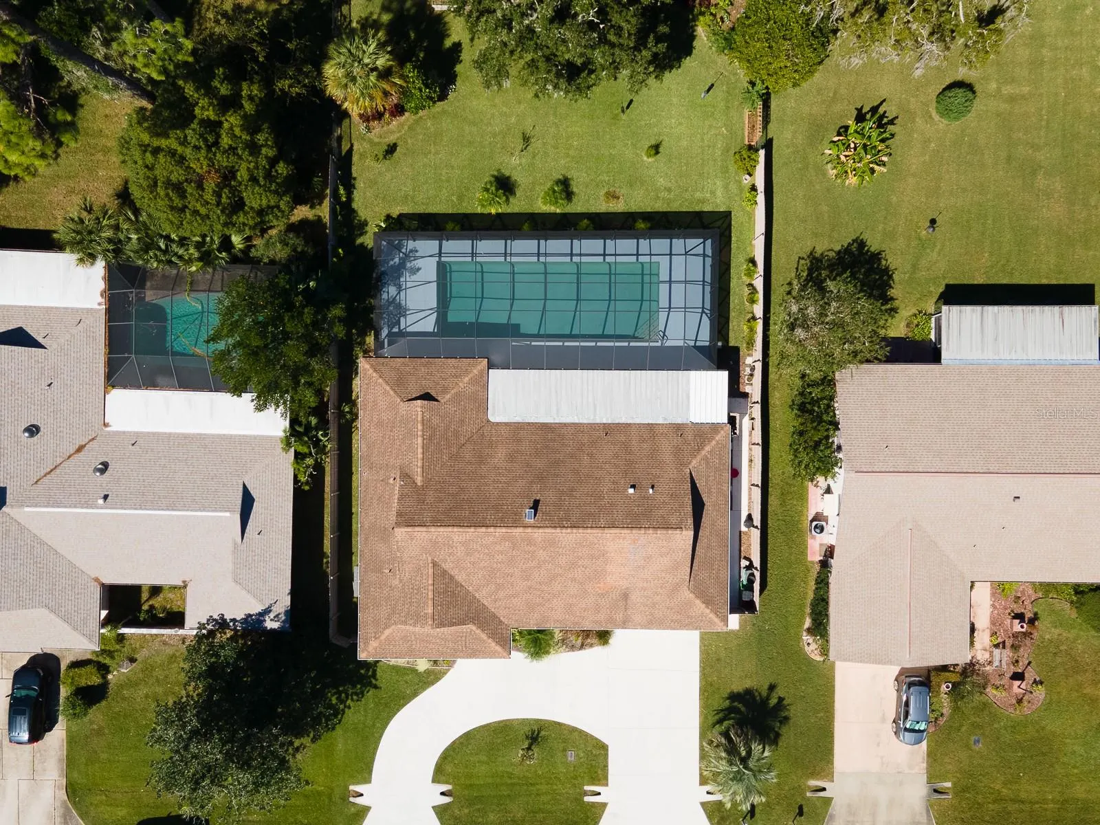 24 COURTNEY PL