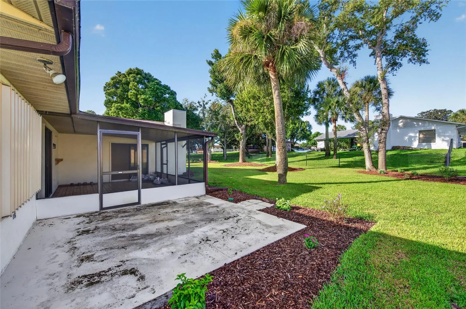 1056 KIMBERLY CT