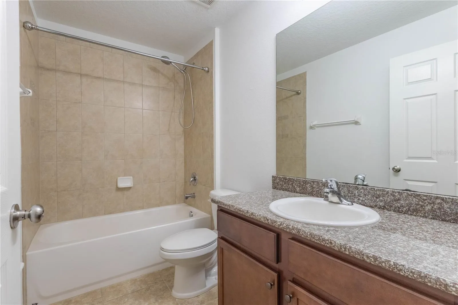 21 WHETSTONE LN