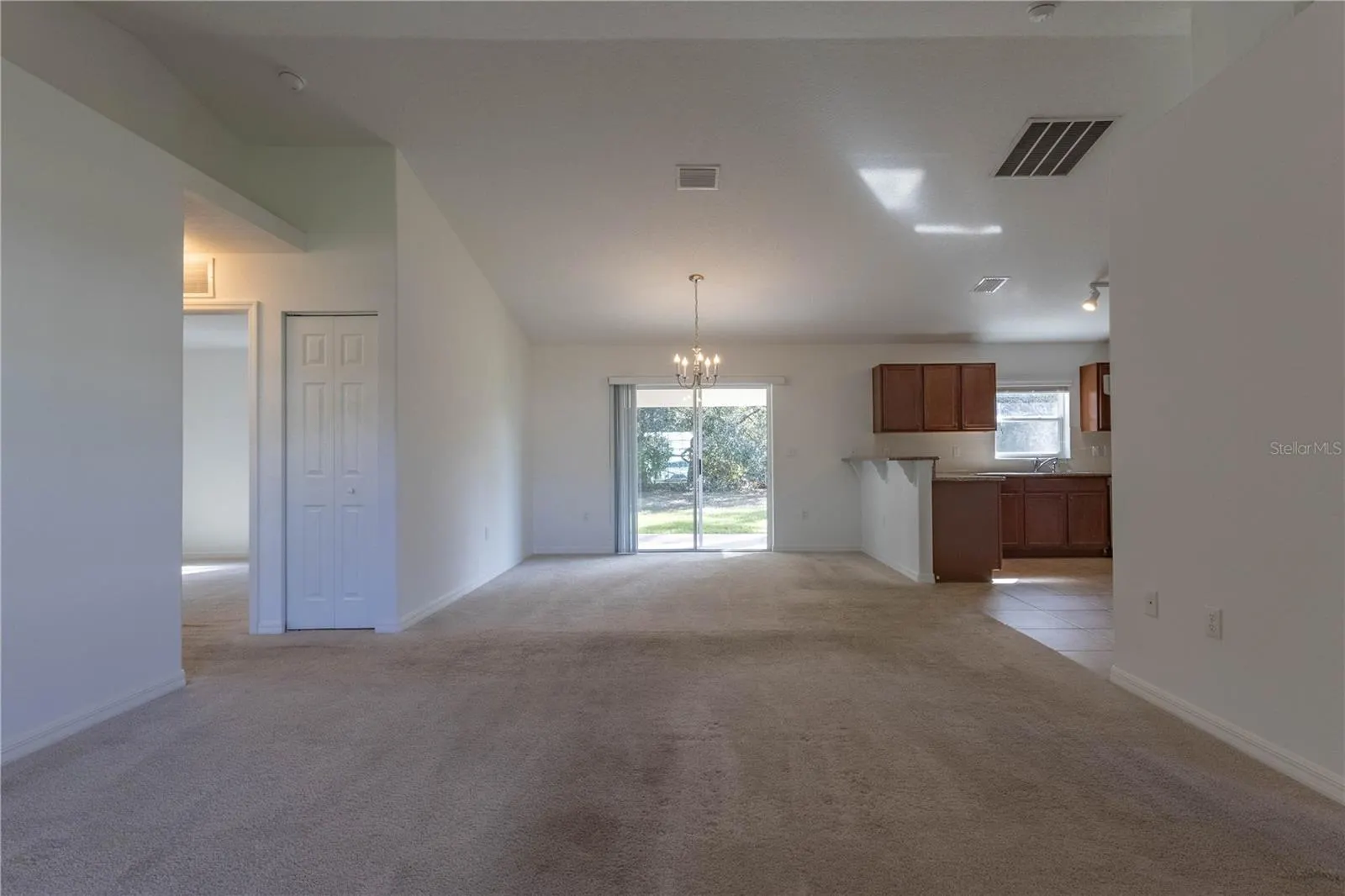 21 WHETSTONE LN