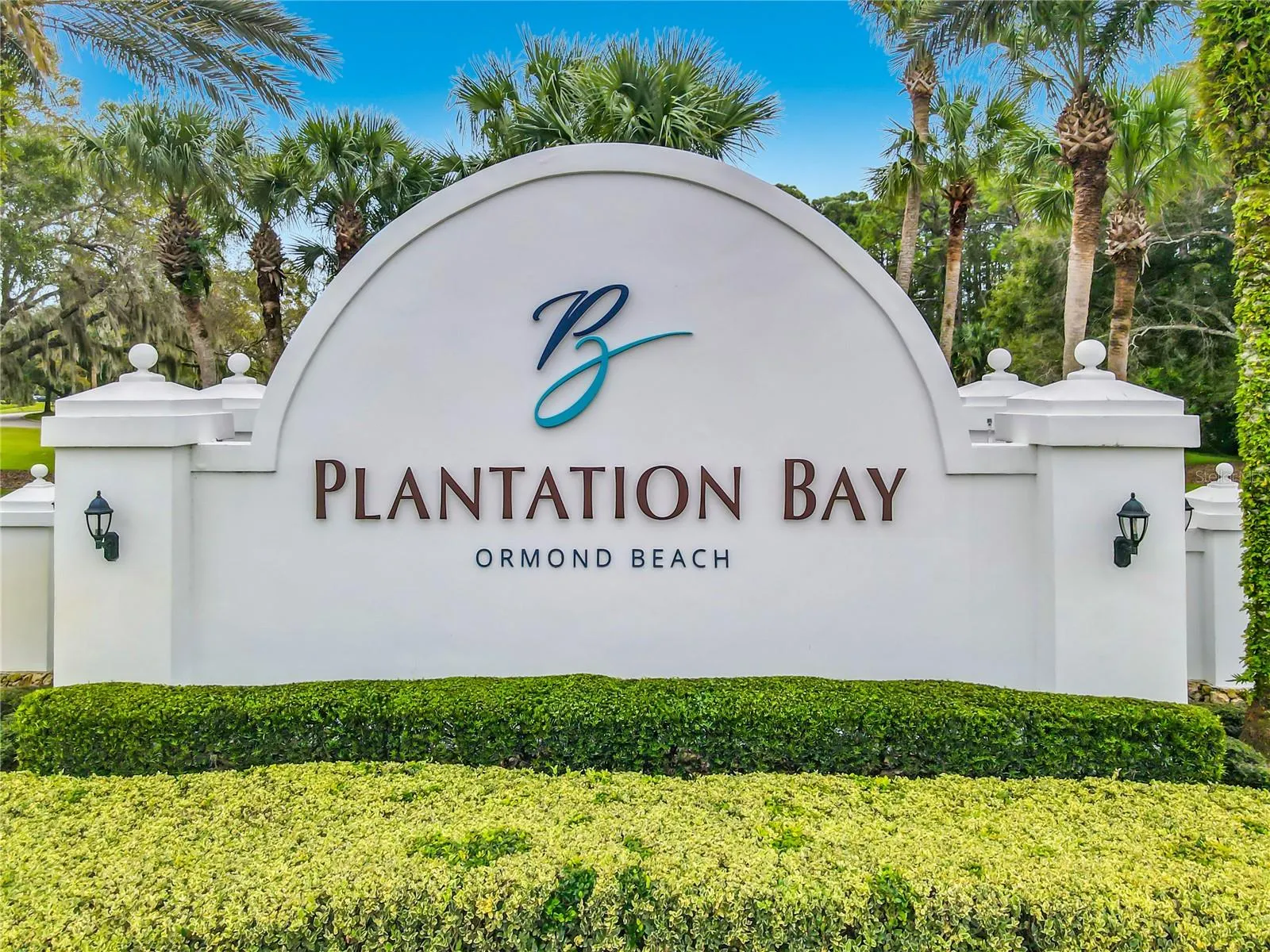 5 BAY POINTE DR