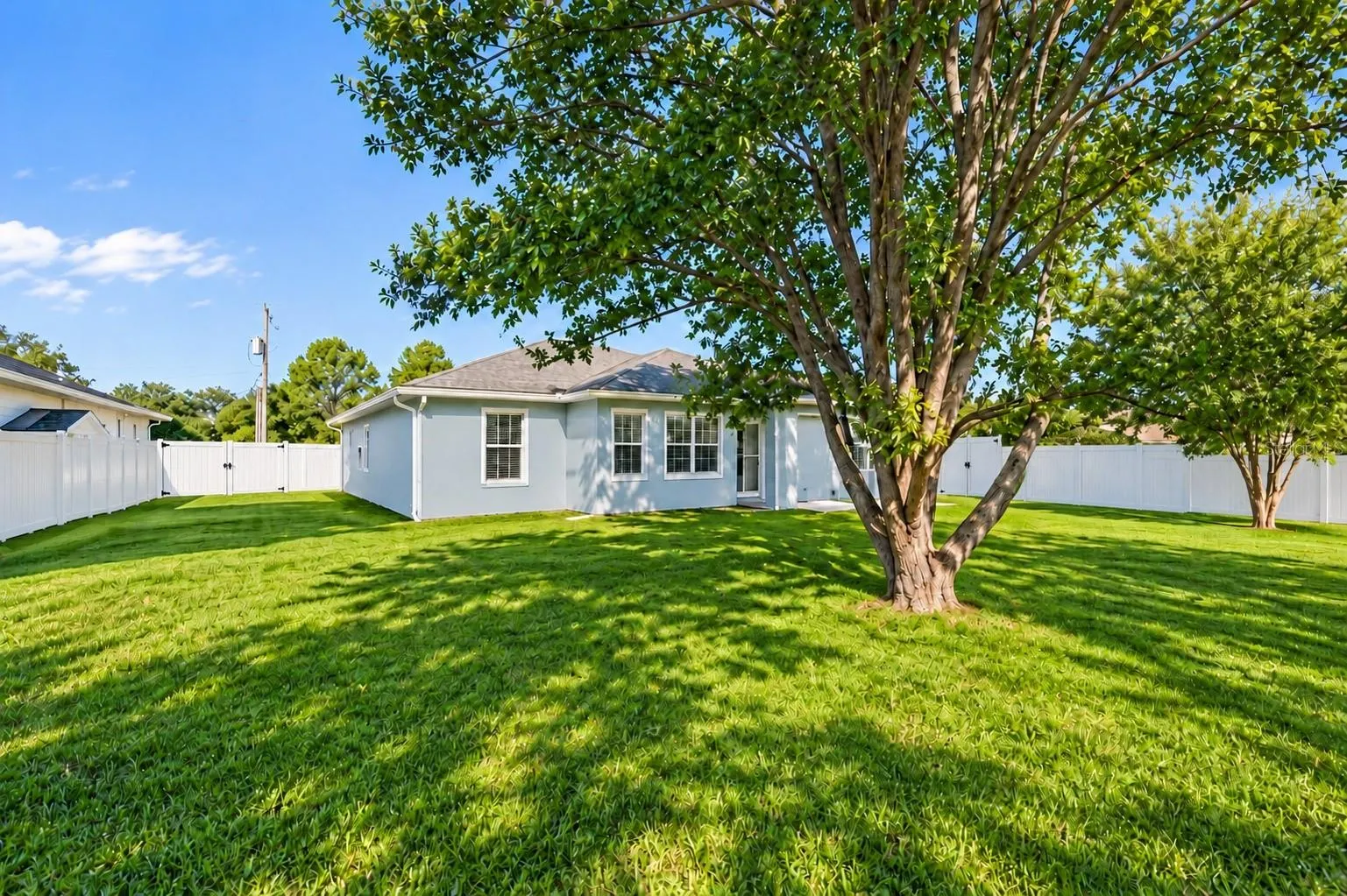 14 LAMOYNE LN