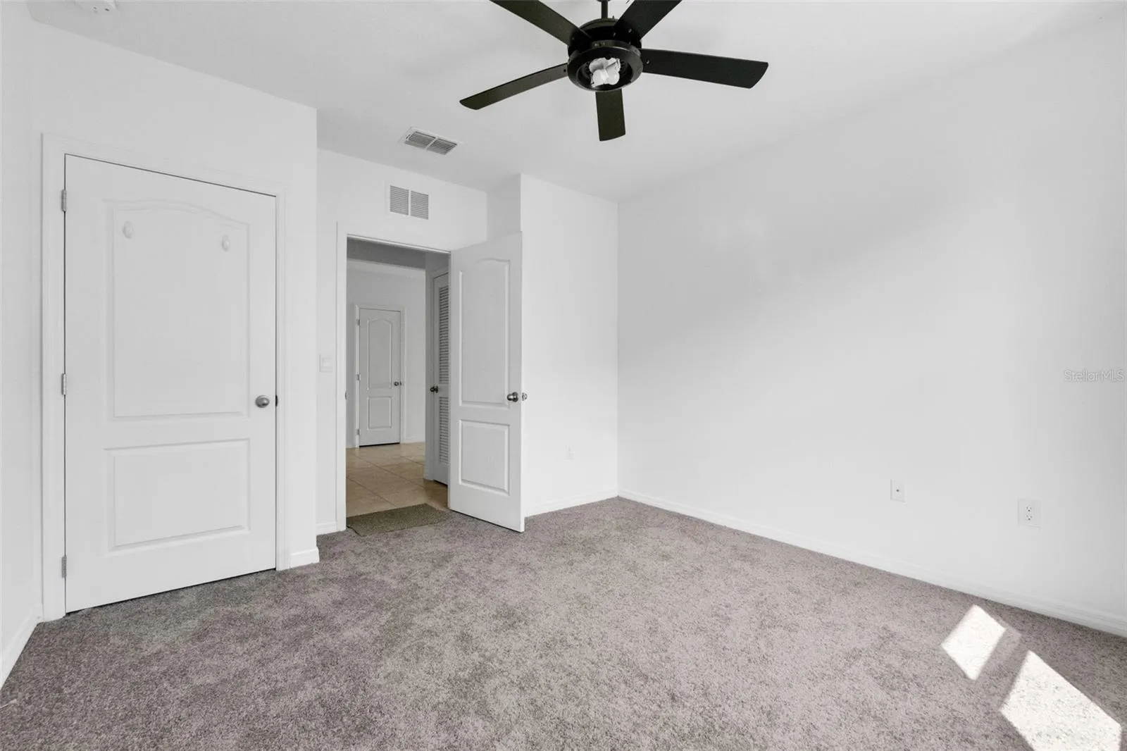 424 NOBLE AVE