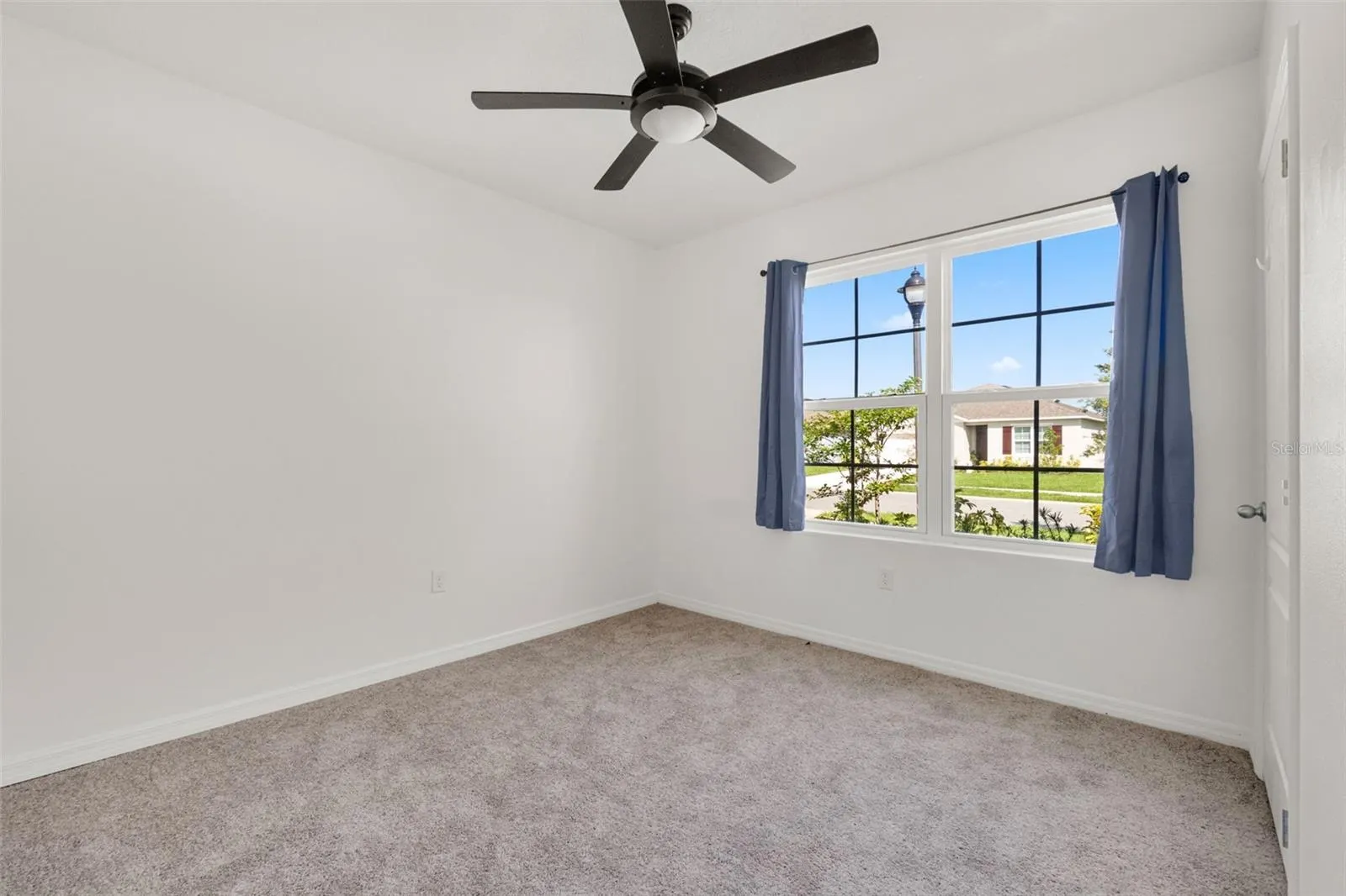 424 NOBLE AVE