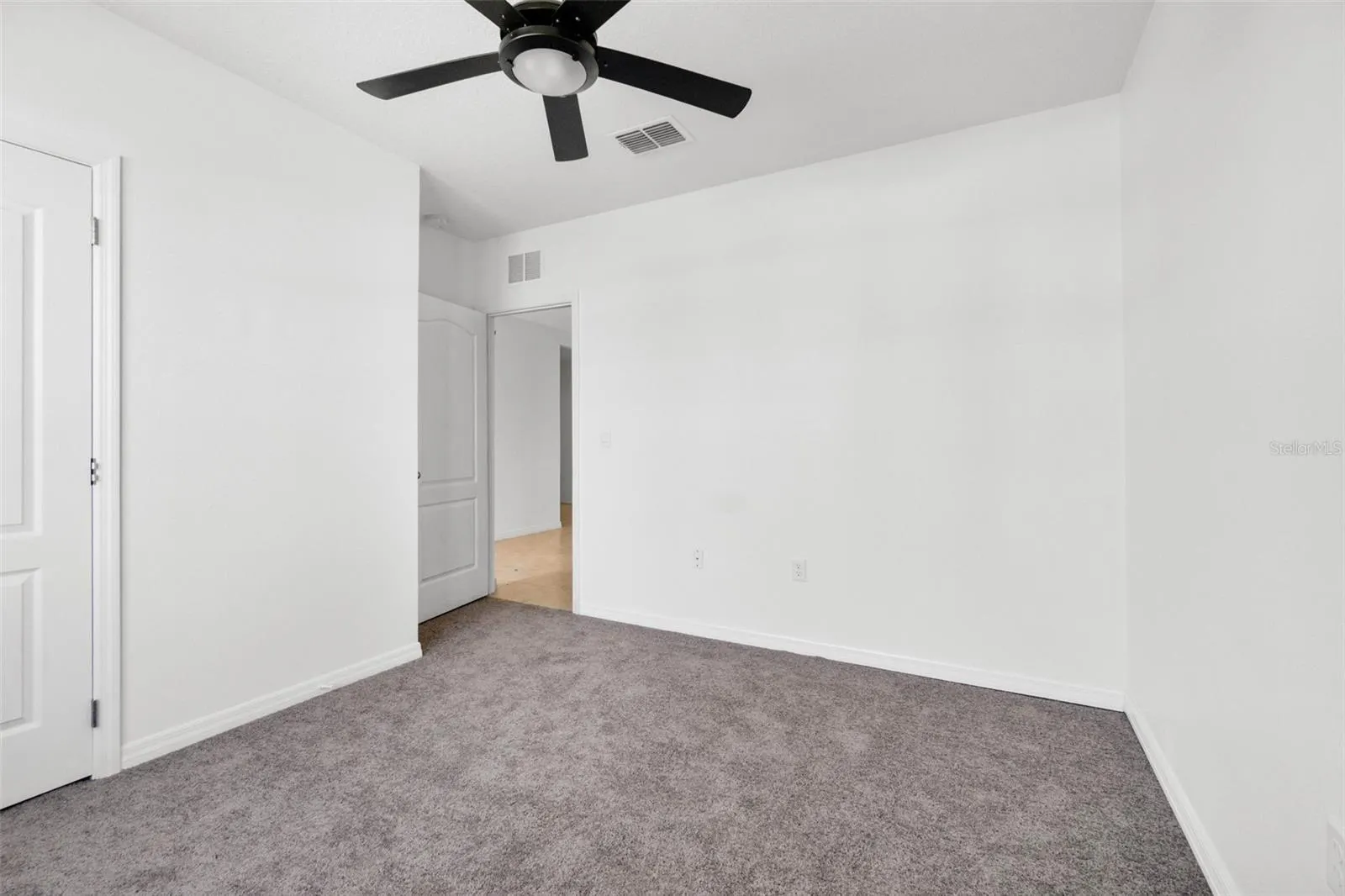 424 NOBLE AVE