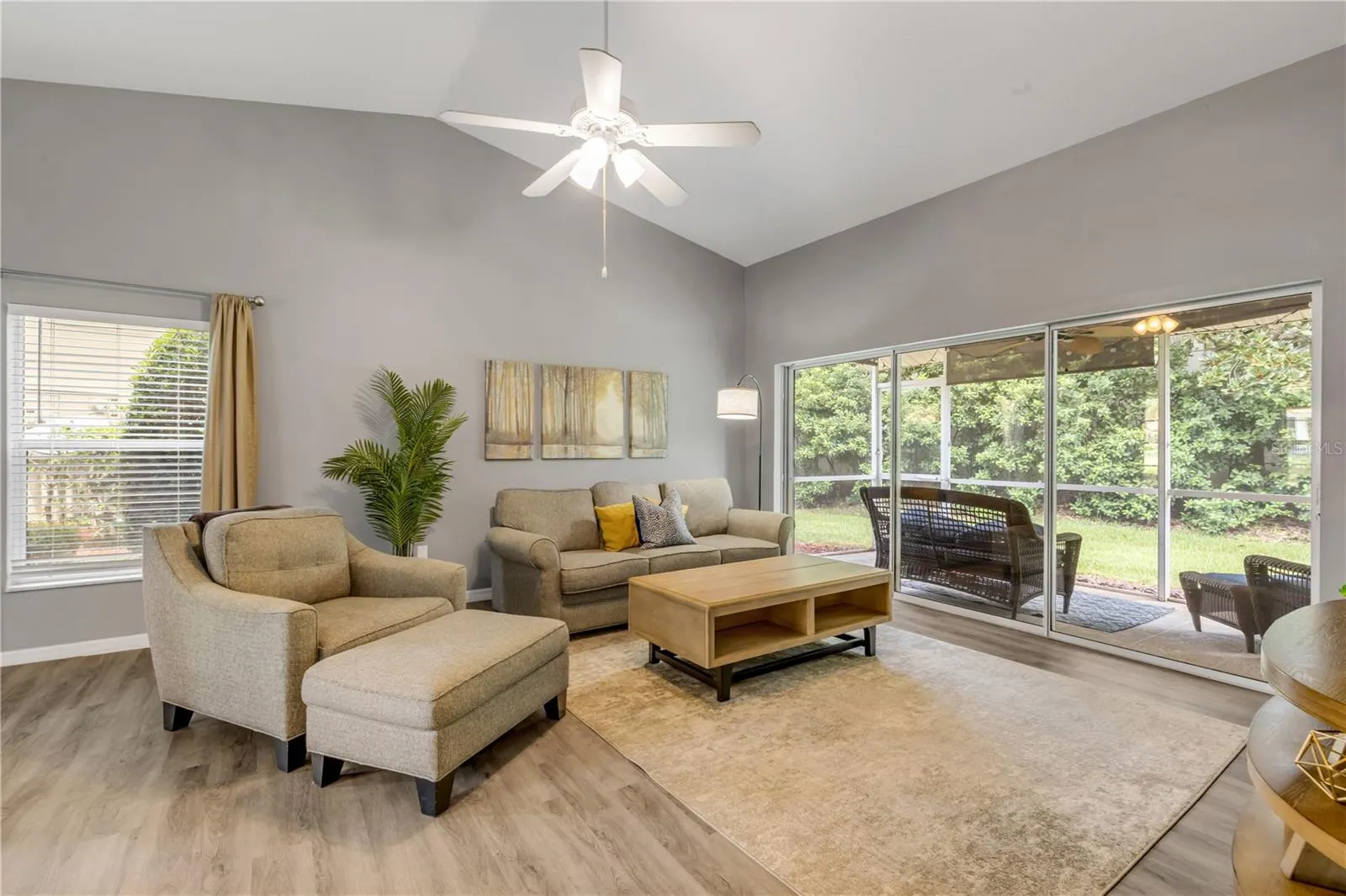 5466 COMPASS PT #101, #101