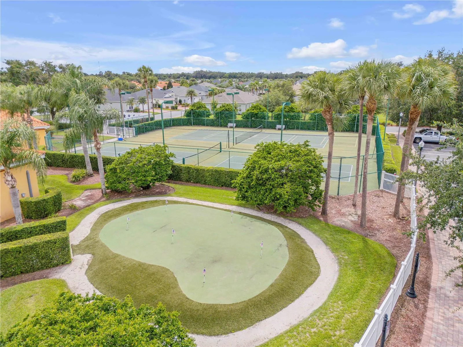 5466 COMPASS PT #101, #101