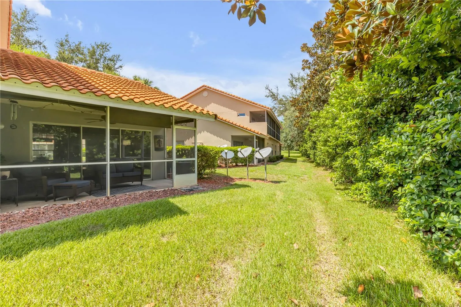 5466 COMPASS PT #101, #101