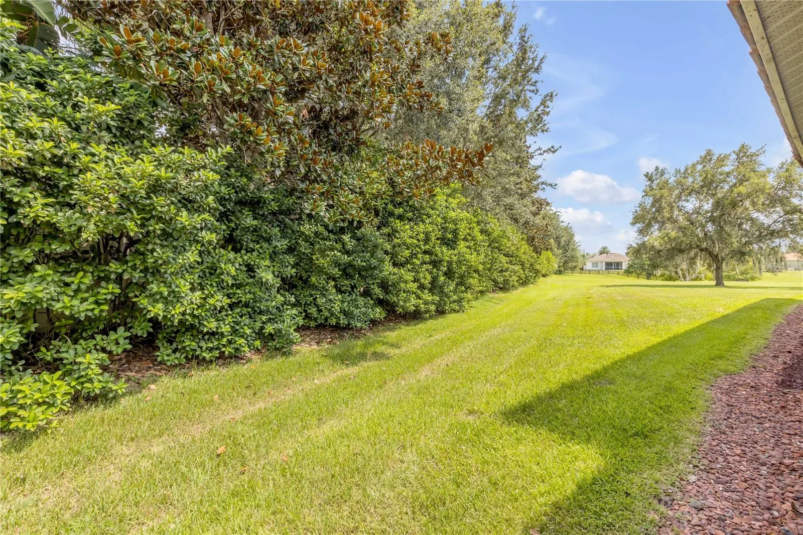 5466 COMPASS PT #101, #101