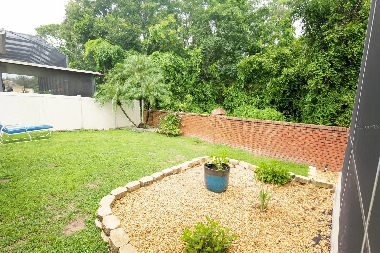 326 LARGOVISTA DR