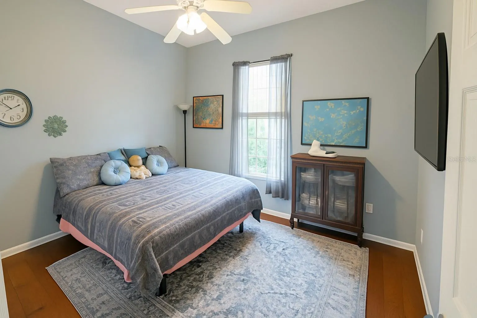 326 LARGOVISTA DR