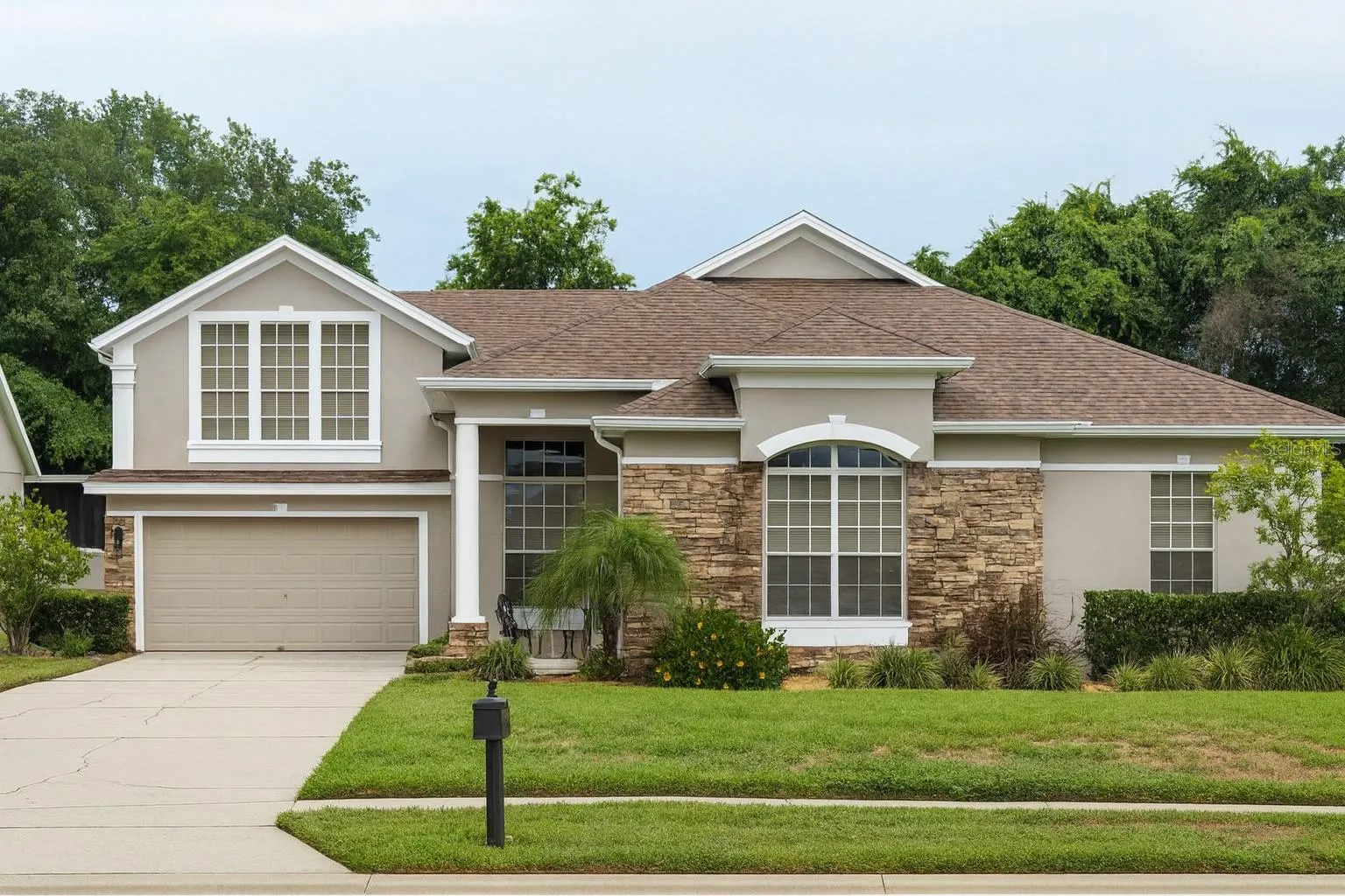 326 LARGOVISTA DR