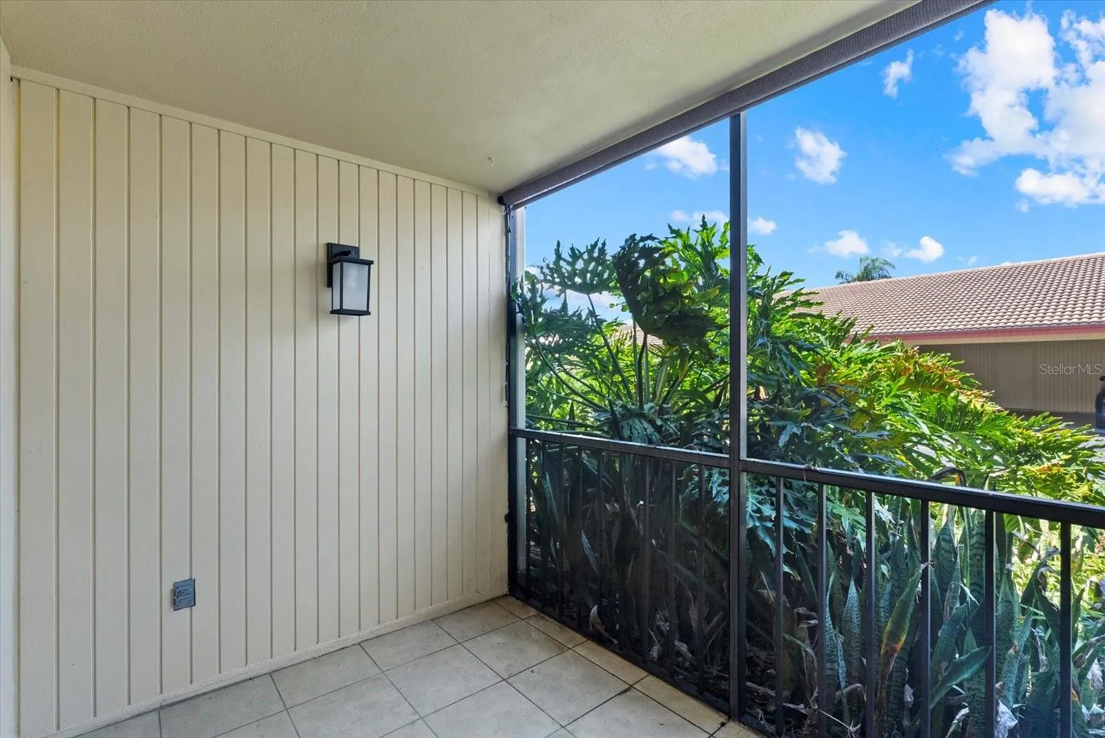 2431 BAYSHORE GARDENS PKWY #19, #19