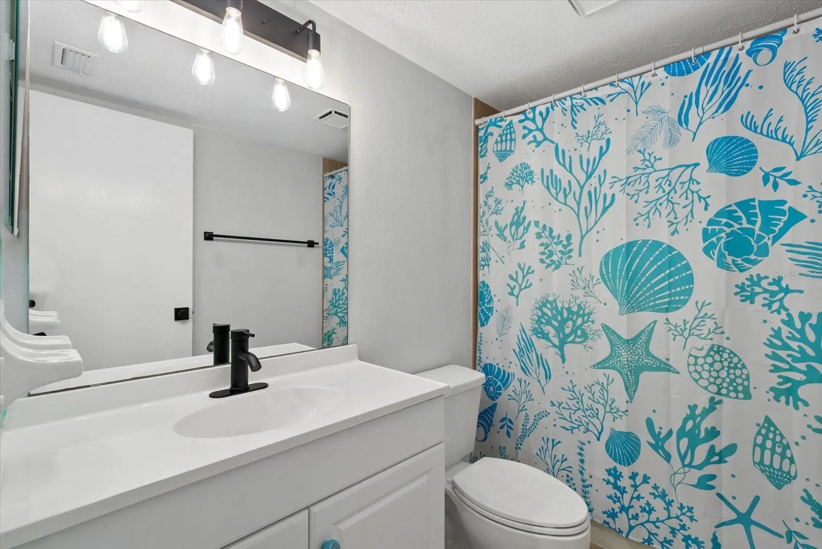 2431 BAYSHORE GARDENS PKWY #19, #19