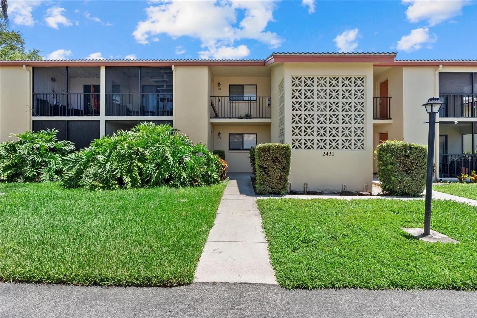 2431 BAYSHORE GARDENS PKWY #19, #19