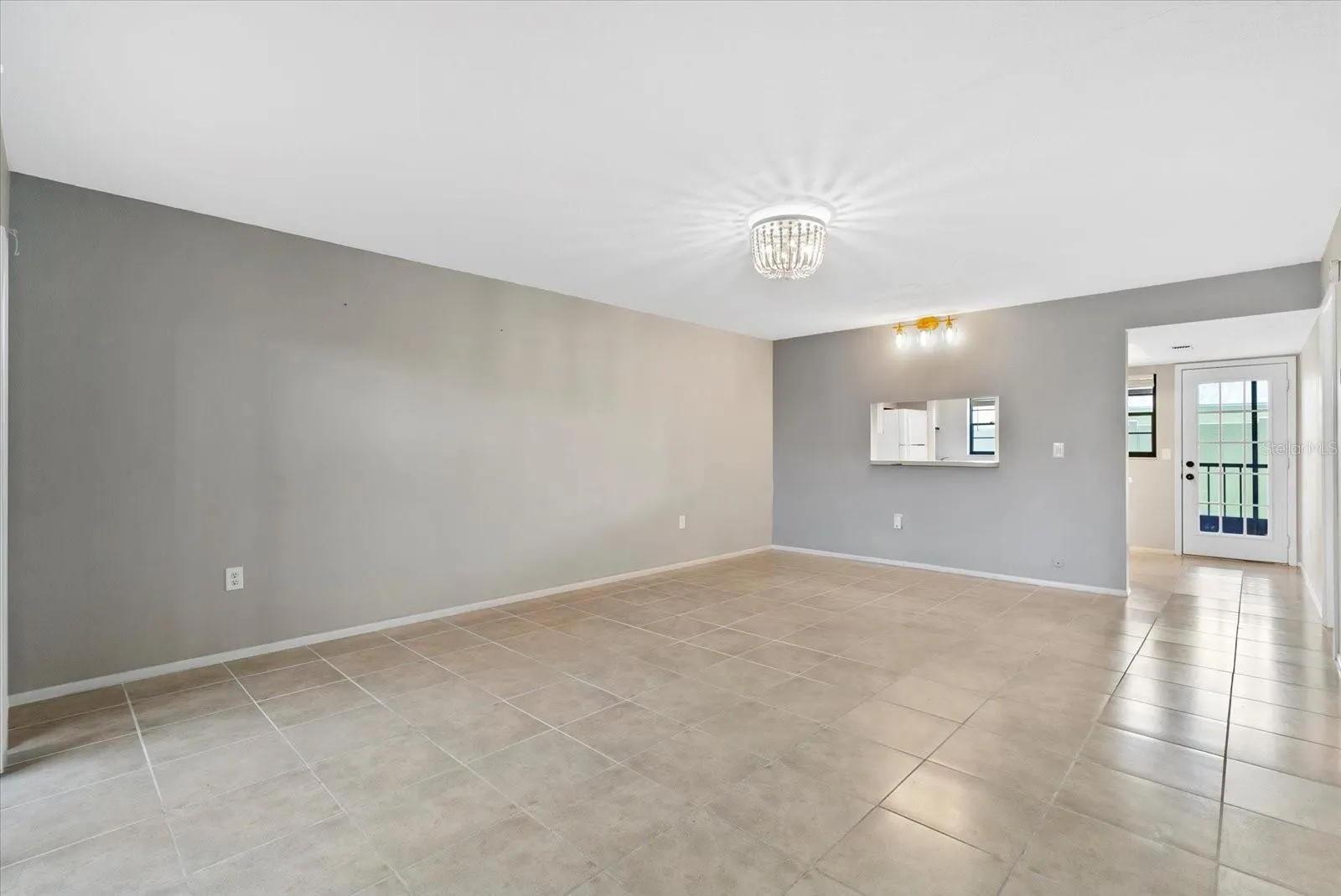 2431 BAYSHORE GARDENS PKWY #19, #19