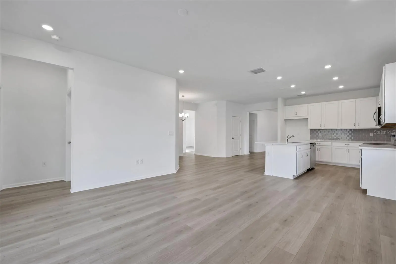 235 MEREDITH BLVD