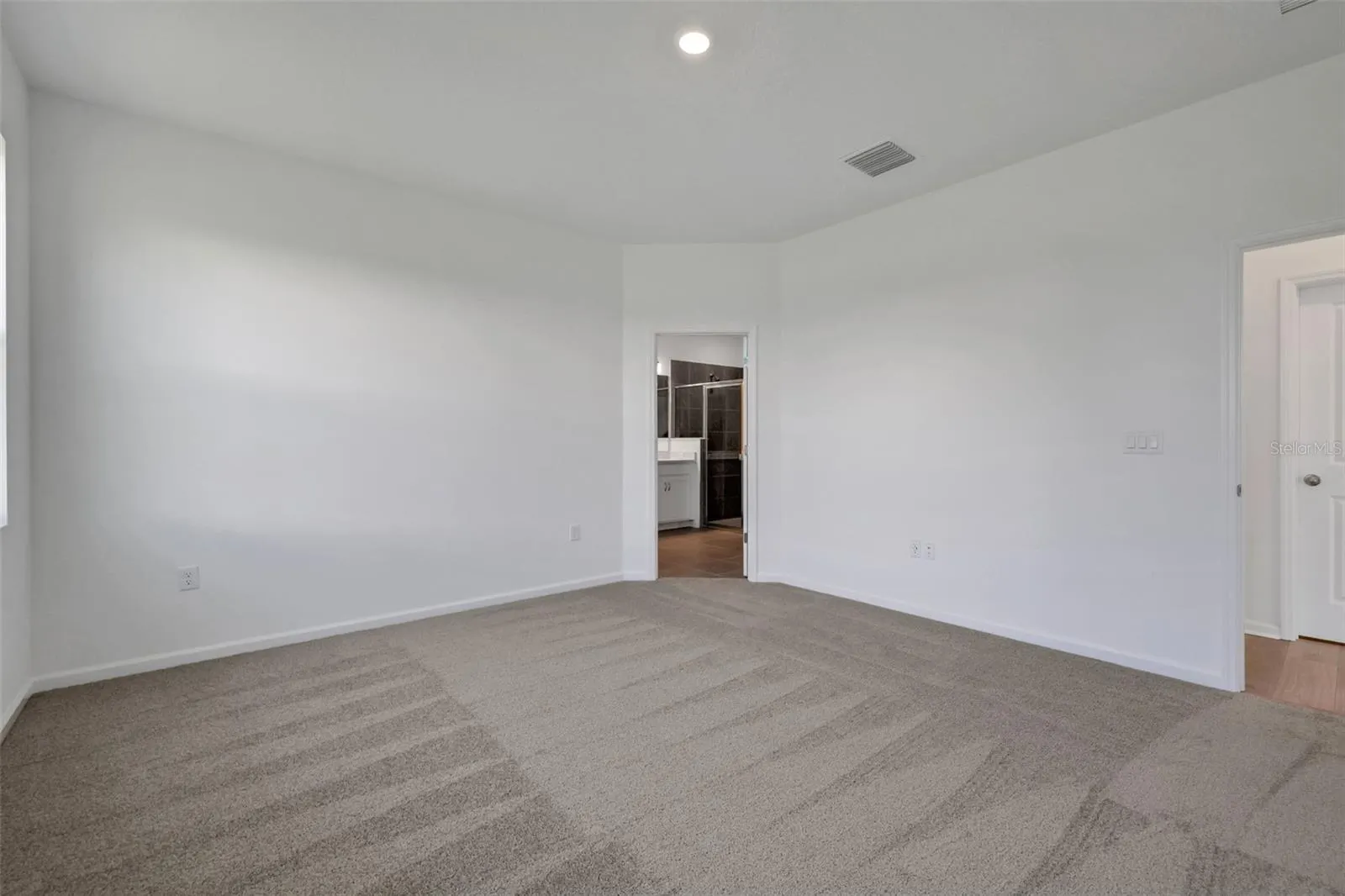 235 MEREDITH BLVD
