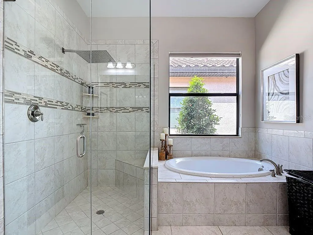 10264 PORTO ROMANO DR