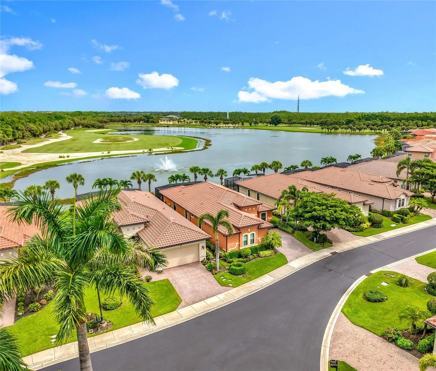 10264 PORTO ROMANO DR