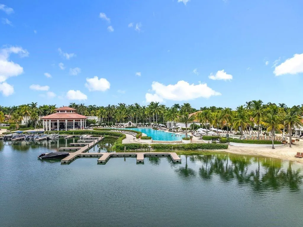 10264 PORTO ROMANO DR