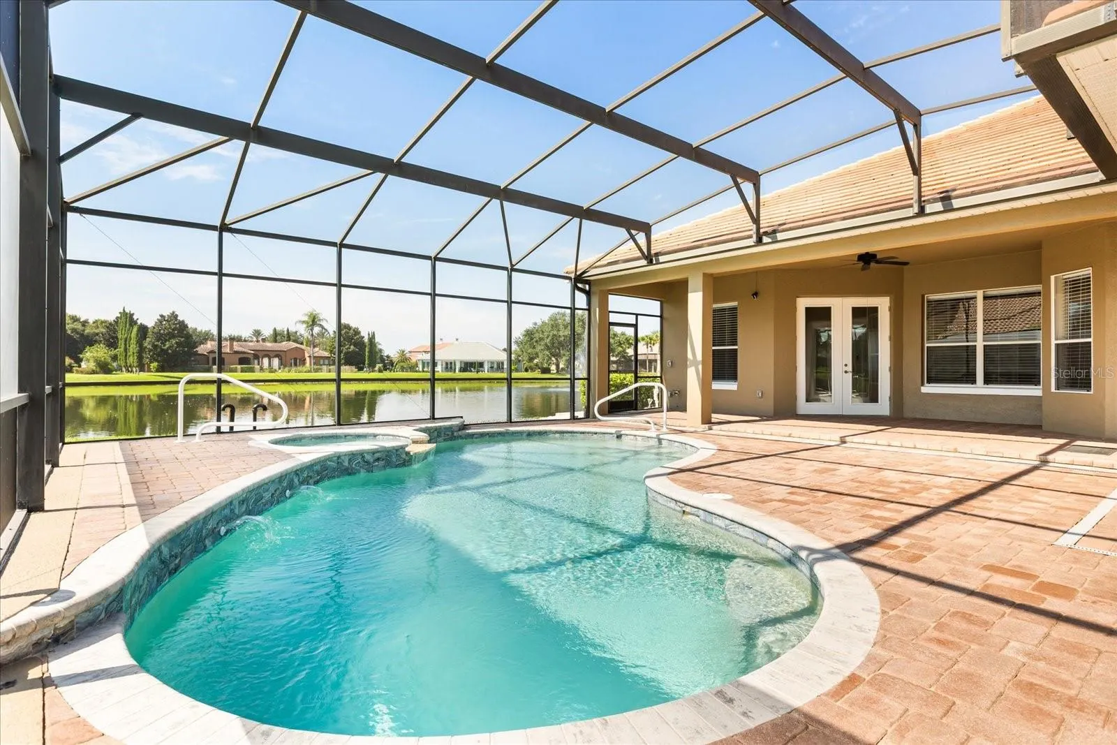 2035 CAPRI LN