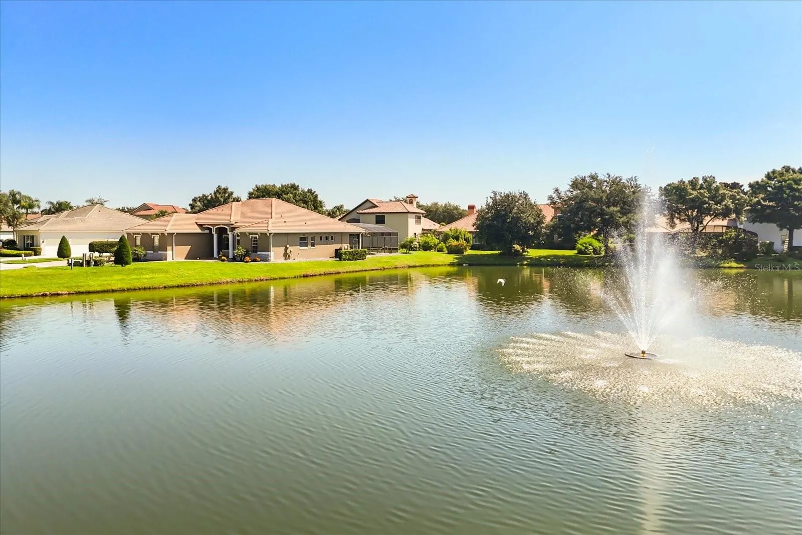 2035 CAPRI LN