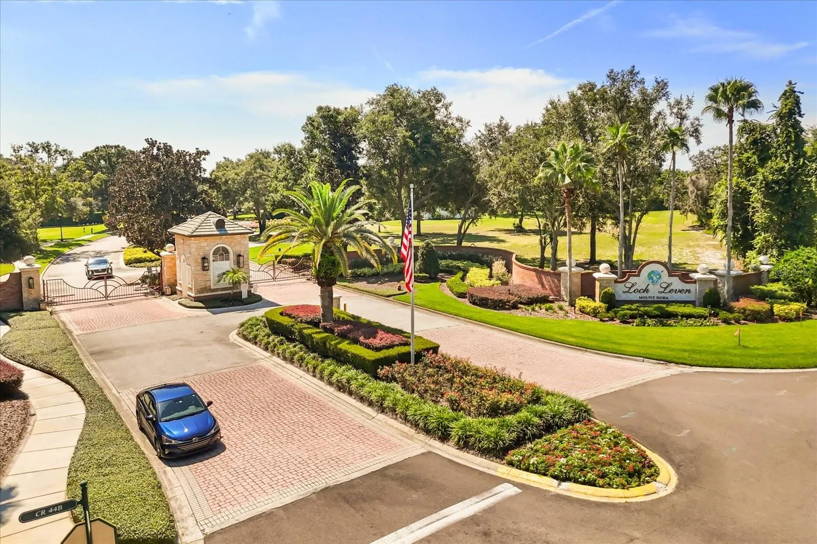 2035 CAPRI LN