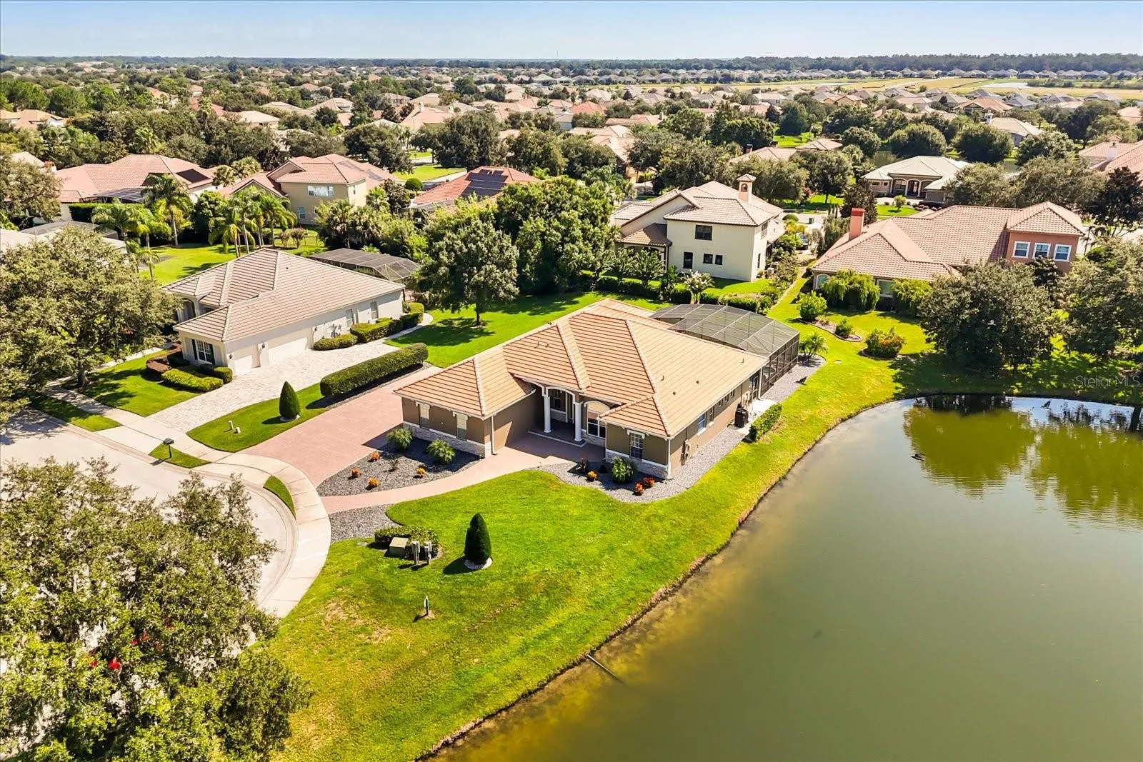2035 CAPRI LN