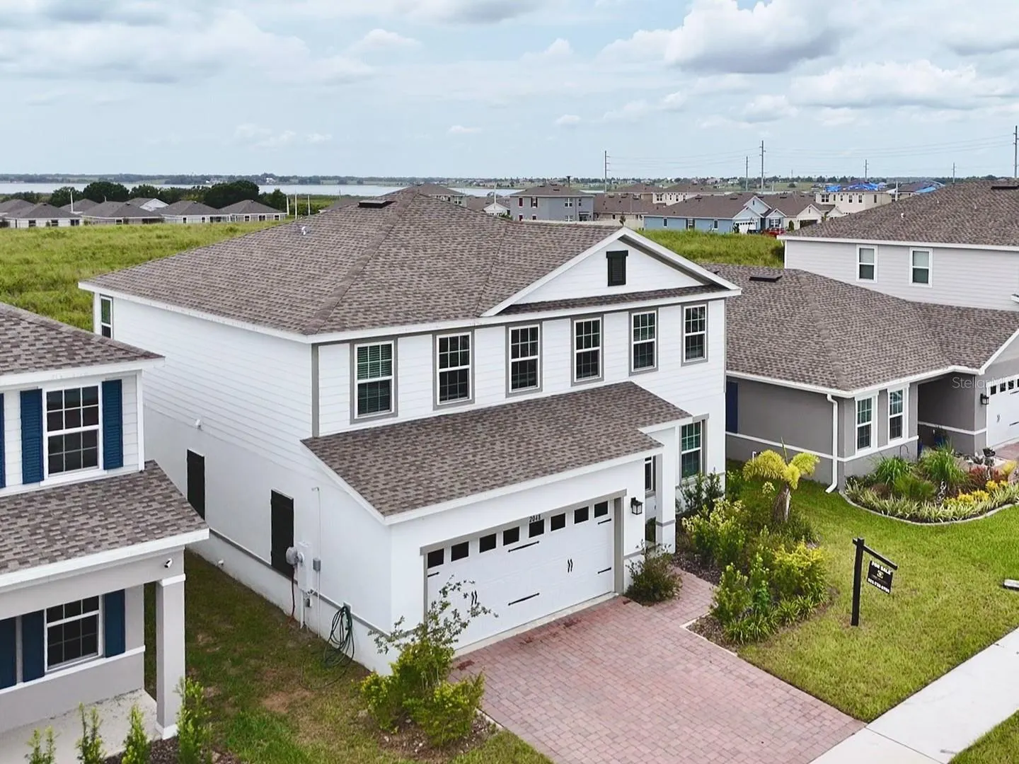2048 AIREDALE WAY