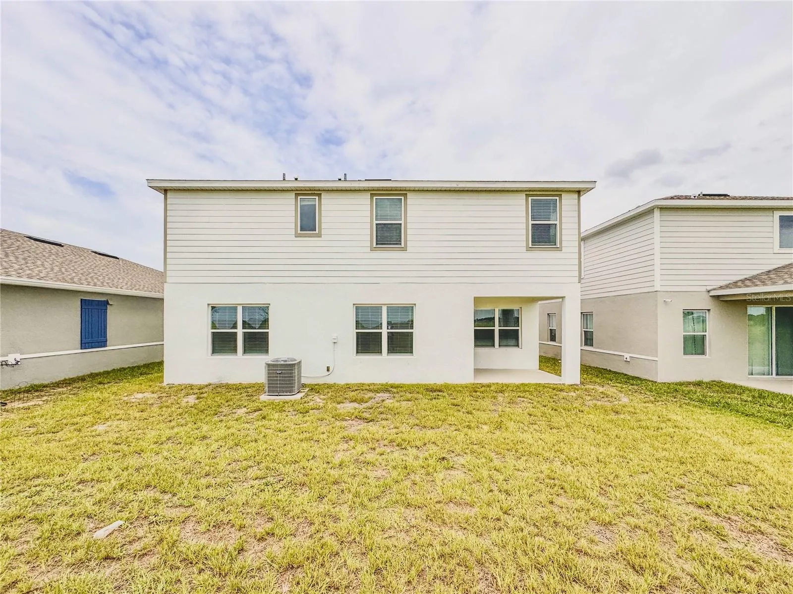 2048 AIREDALE WAY
