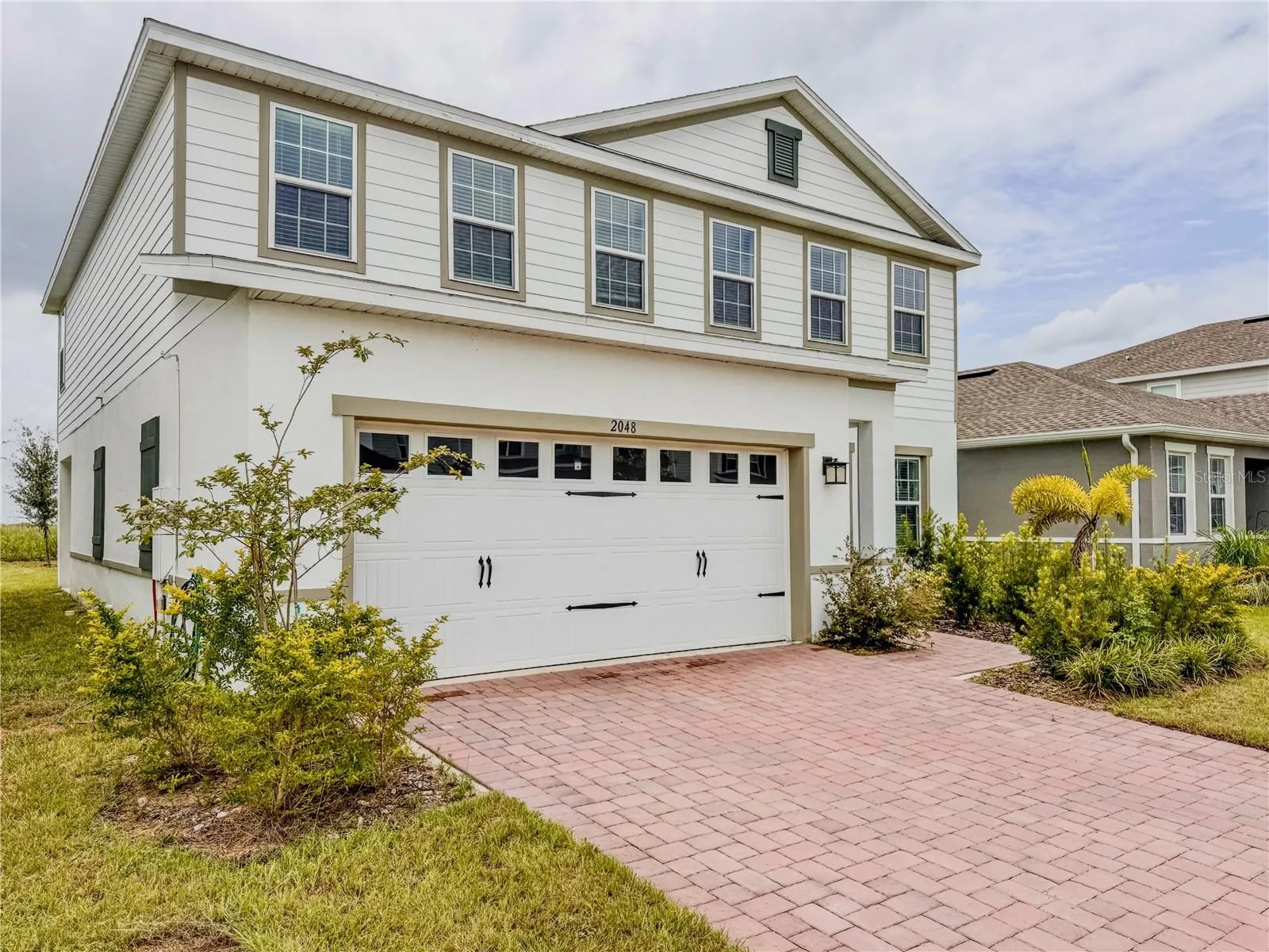 2048 AIREDALE WAY