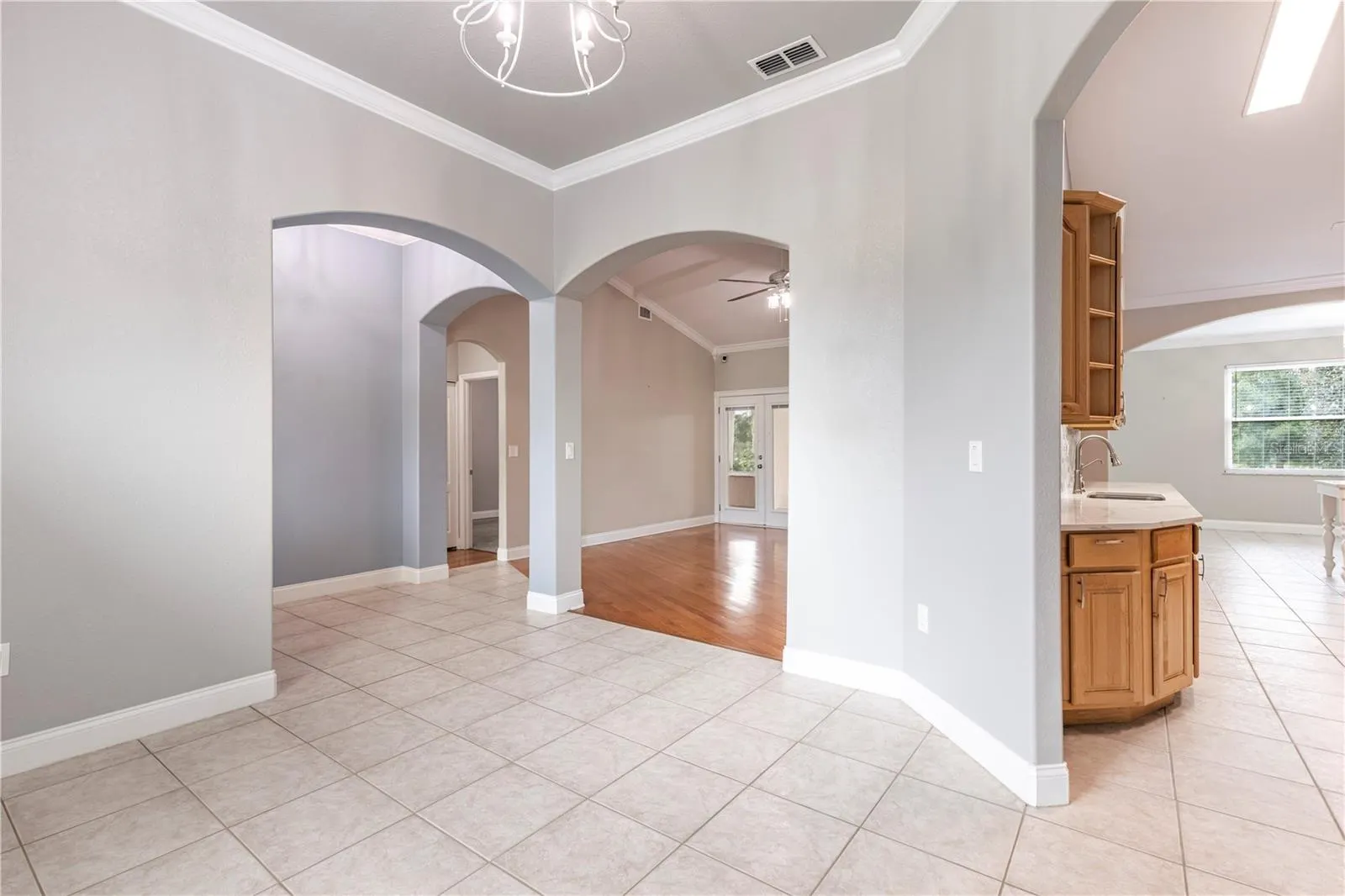 236 GOLF AIRE BLVD