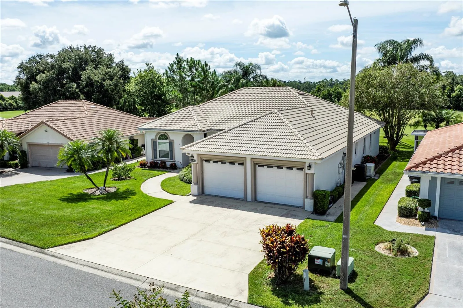 236 GOLF AIRE BLVD