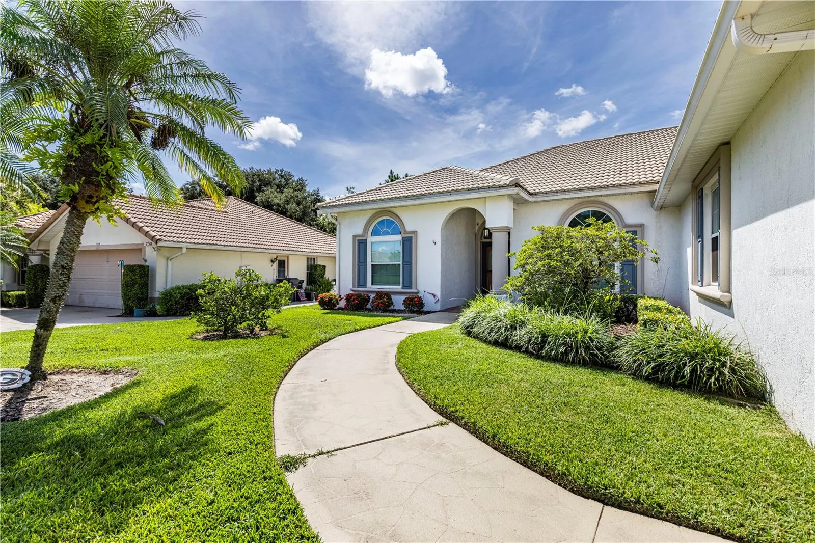 236 GOLF AIRE BLVD