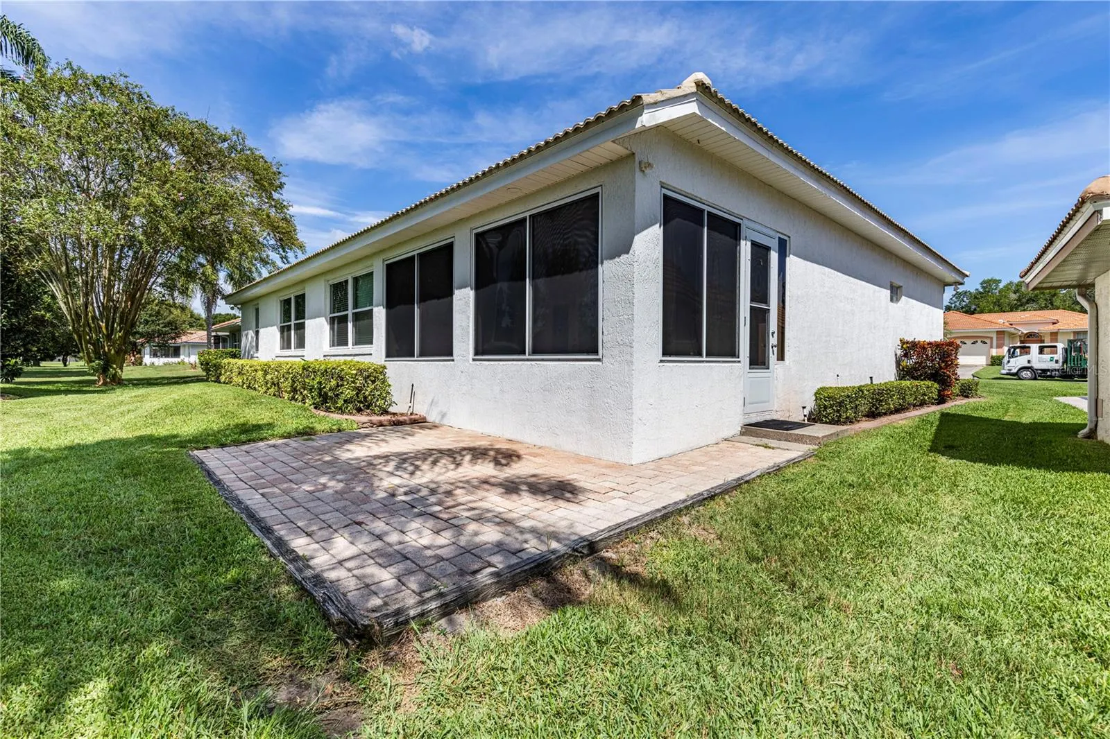 236 GOLF AIRE BLVD