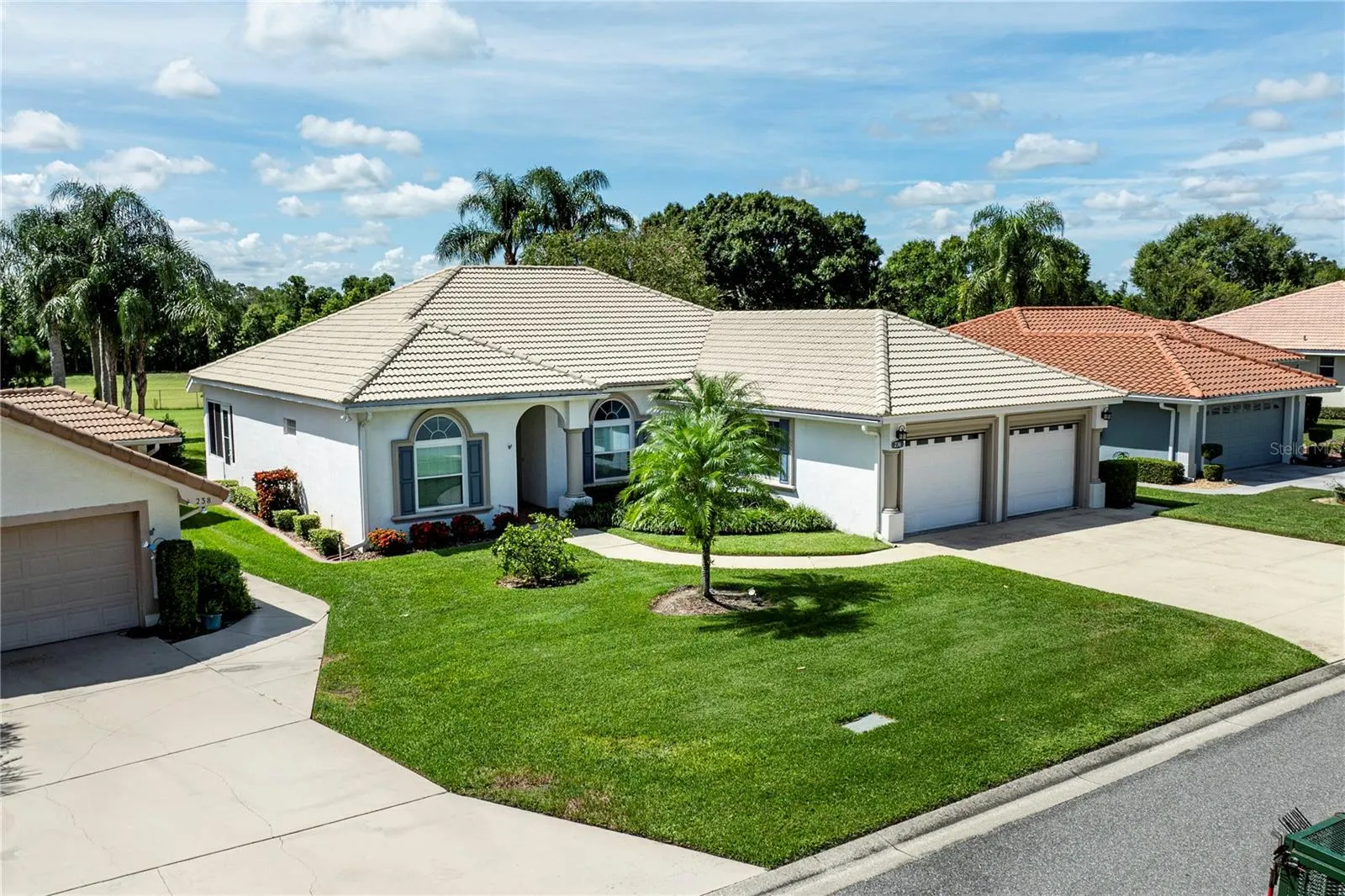 236 GOLF AIRE BLVD