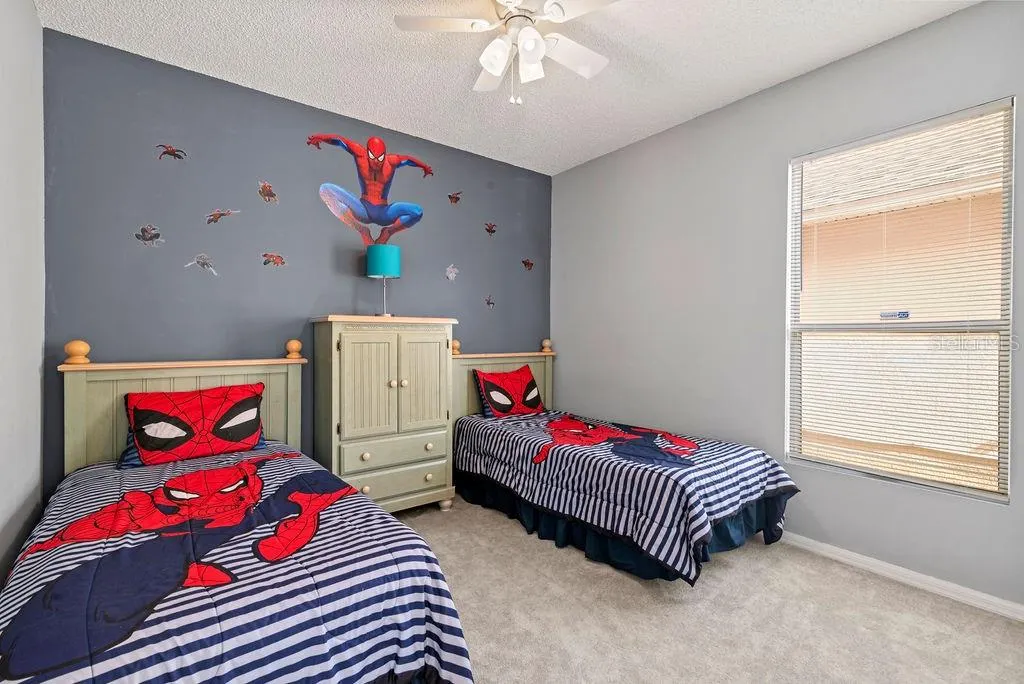 403 SUNSET VIEW DR