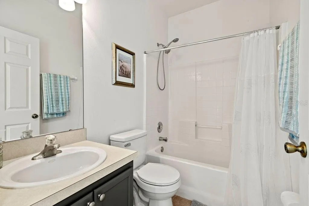 403 SUNSET VIEW DR