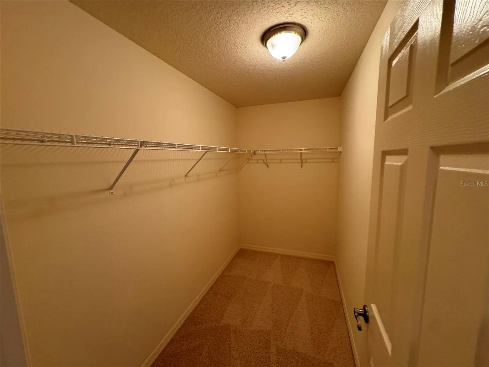 2238 SOUTHWOOD DR
