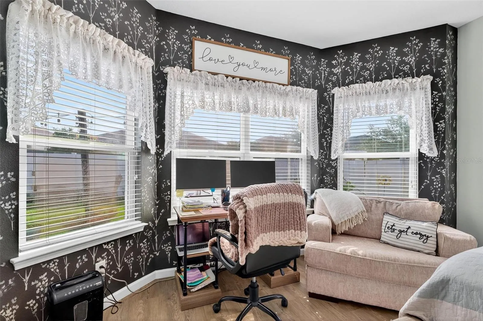 1711 REFLECTION LN