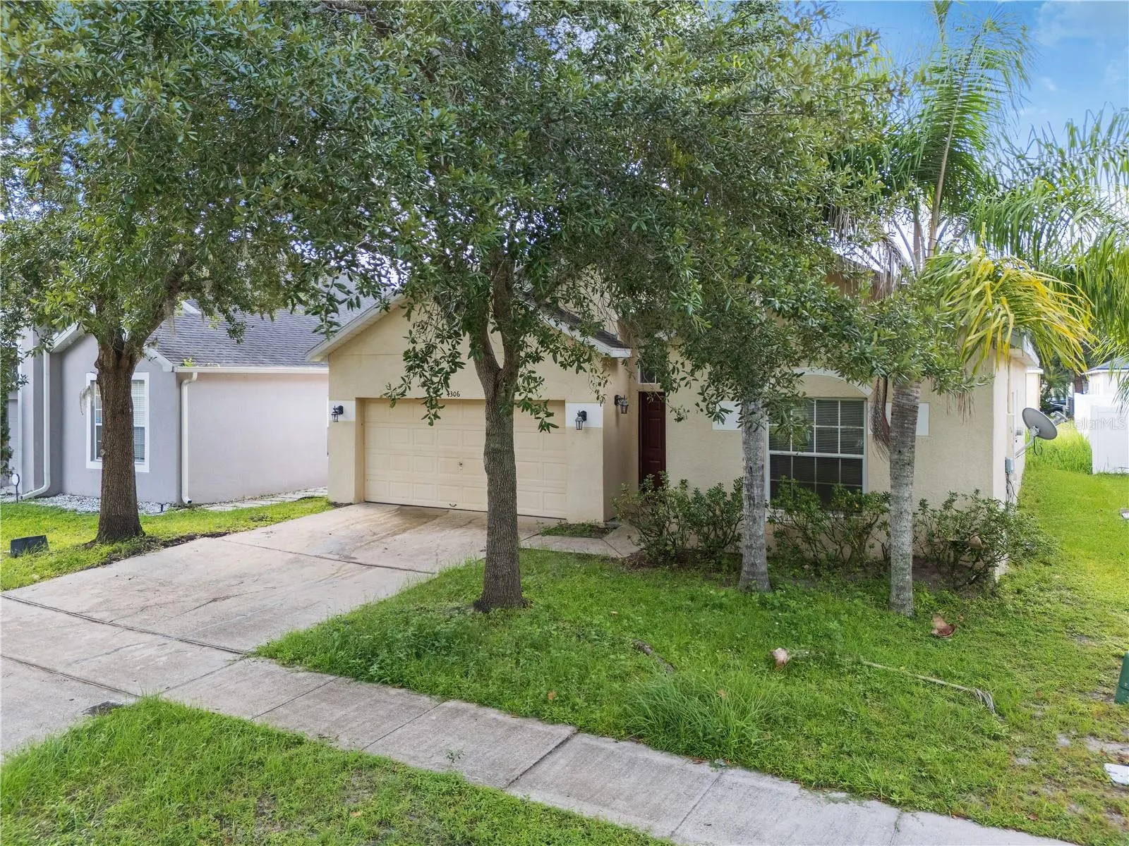 4306 HIDDEN MEADOW DR